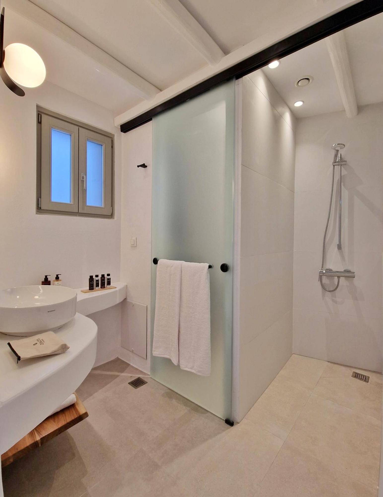 Agada Folegandros Suites & Villas Áno Meriá Eksteriør bilde